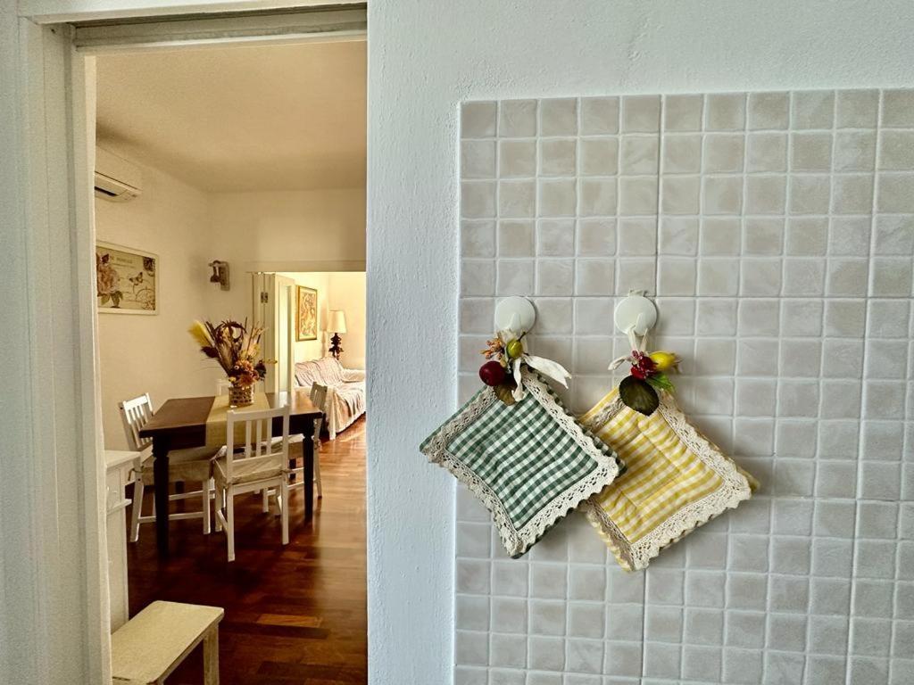 Casa Danila Lejlighed Quercianella Eksteriør billede